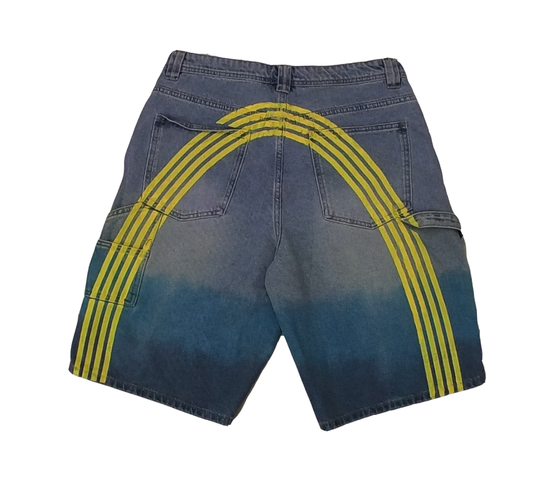 Size 32 x 12 dip dye jean shorts 1/1